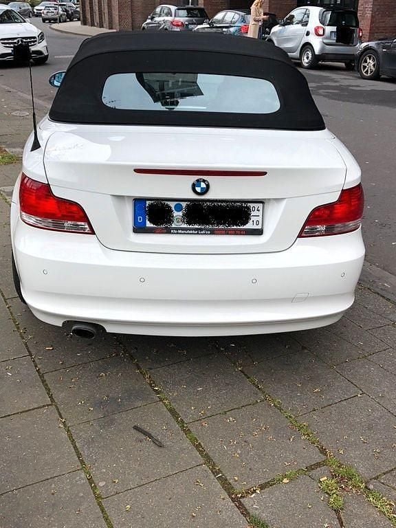 Gebraucht BMW 118 Cabriolet Performance 143 PS (105 kW) 2009 Weiß Cabrio
