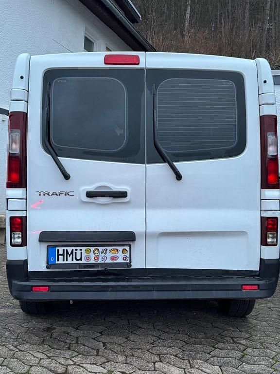 Gebraucht Renault Trafic 125 PS (91 kW) 2016 Weiß Van / Kleinbus