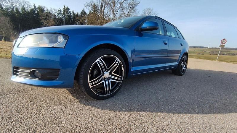 Gebraucht Audi A3 Ambition 140 PS (102 kW) 2009 Blau Kleinwagen