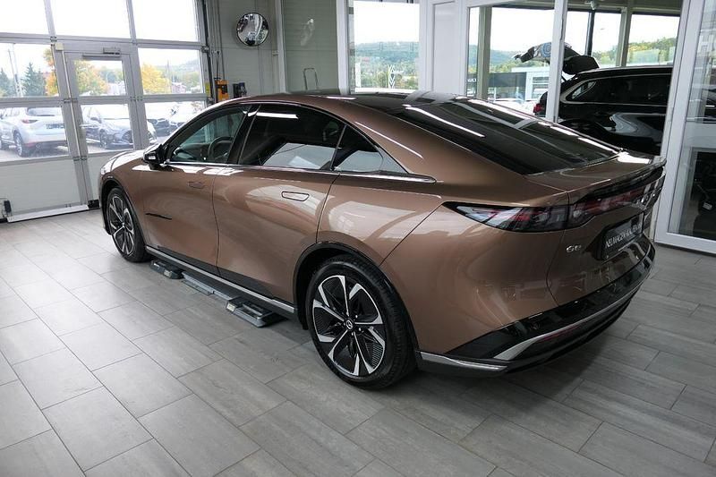 Neu Mazda 6e Takumi-Line 189 kW (258 PS) 2025 Braun Limousine