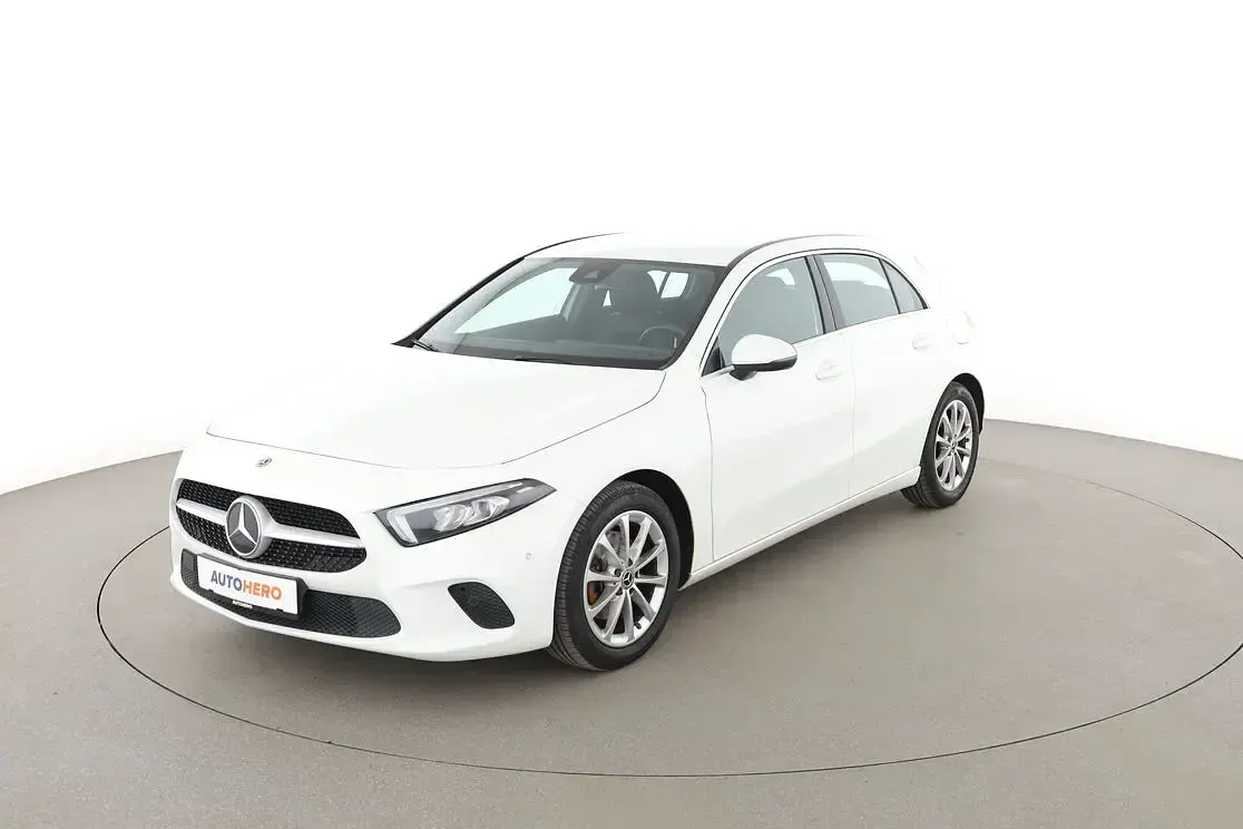 Gebraucht Mercedes A200 163 PS (119 kW) 2019 Limousine