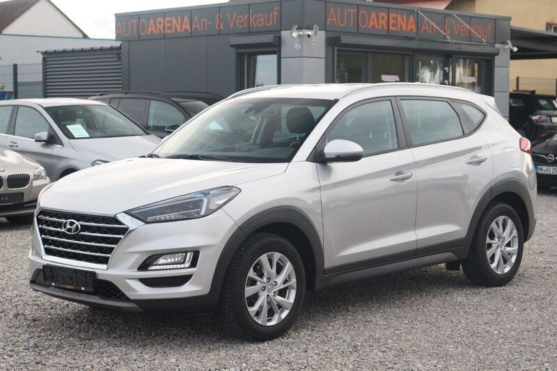 Silber Gebraucht 2019 Hyundai Tucson SUV | 18.490 € (Fairer Preis) - Bild 1/4