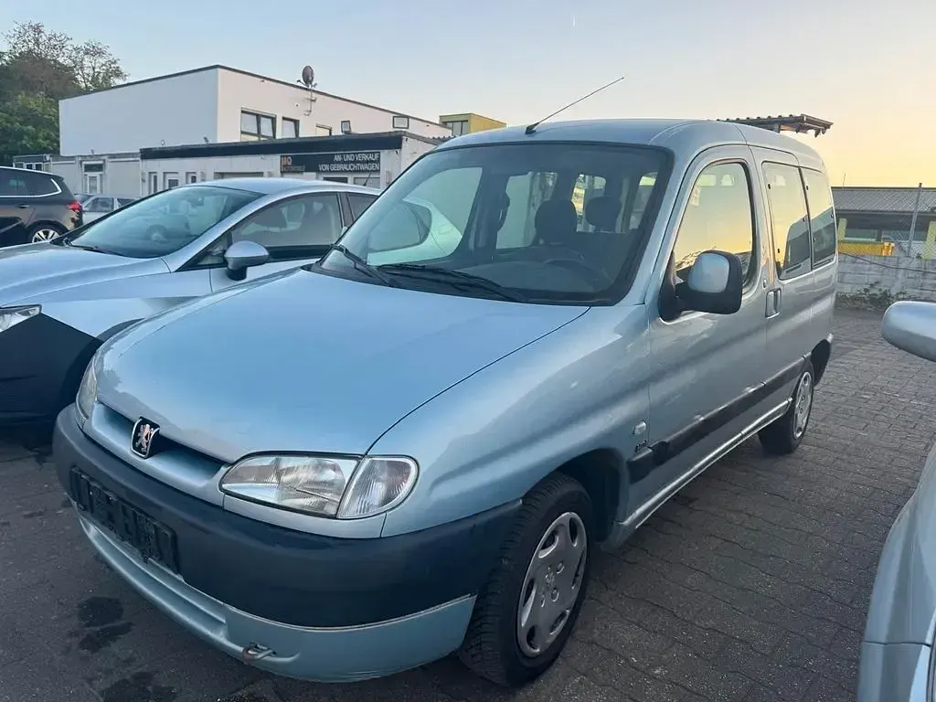 Gebraucht Peugeot Partner 90 PS (66 kW) 2002 Other Van / Kleinbus