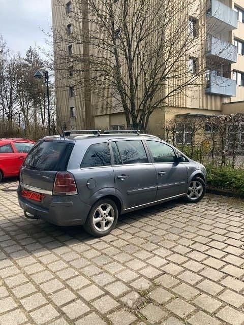 Gebraucht Opel Zafira Cosmo 101 PS (74 kW) 2007 Van / Kleinbus