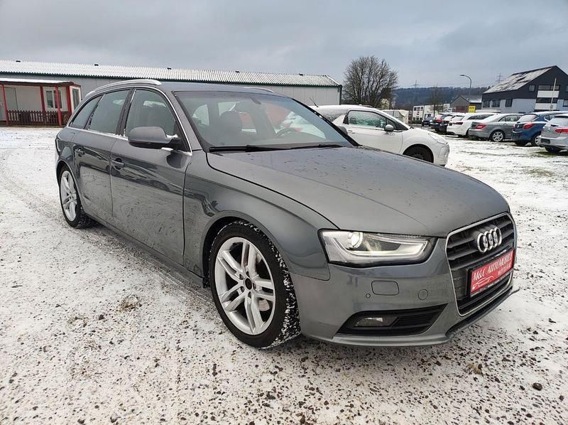 Gebraucht Audi A4 S-Line 177 PS (130 kW) 2013 Grau Kombi