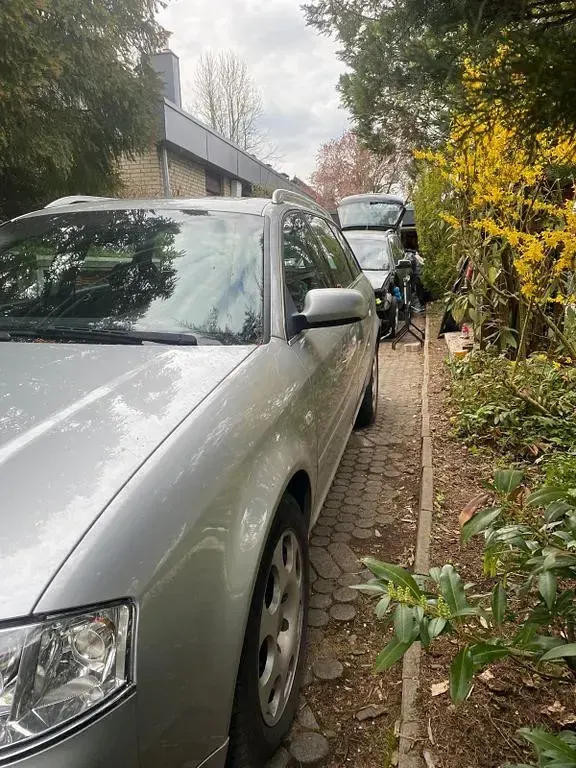 Second-hand Audi A6 179 CP (131 kW) 2003 Gri Break