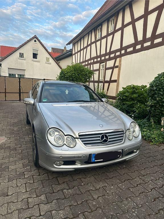Silber Gebraucht 2002 Mercedes C230 Coupé | 2.100 € (Superpreis) - Bild 1/4