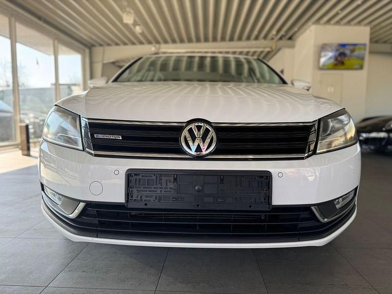 Gebraucht VW Passat 105 PS (77 kW) 2013 Weiß Kombi