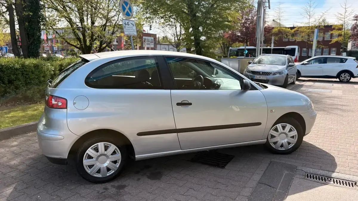 Gebraucht Seat Ibiza 65 PS (47 kW) 2005 Grau Kleinwagen