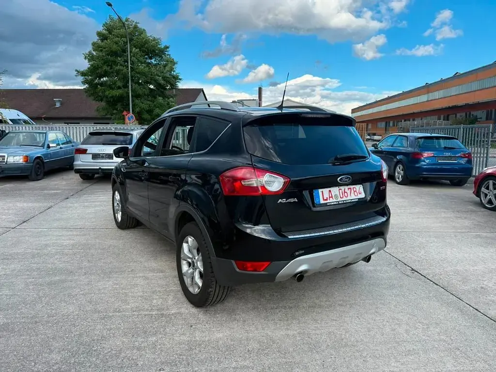 Gebraucht Ford Kuga Trend 136 PS (100 kW) 2010 Schwarz SUV