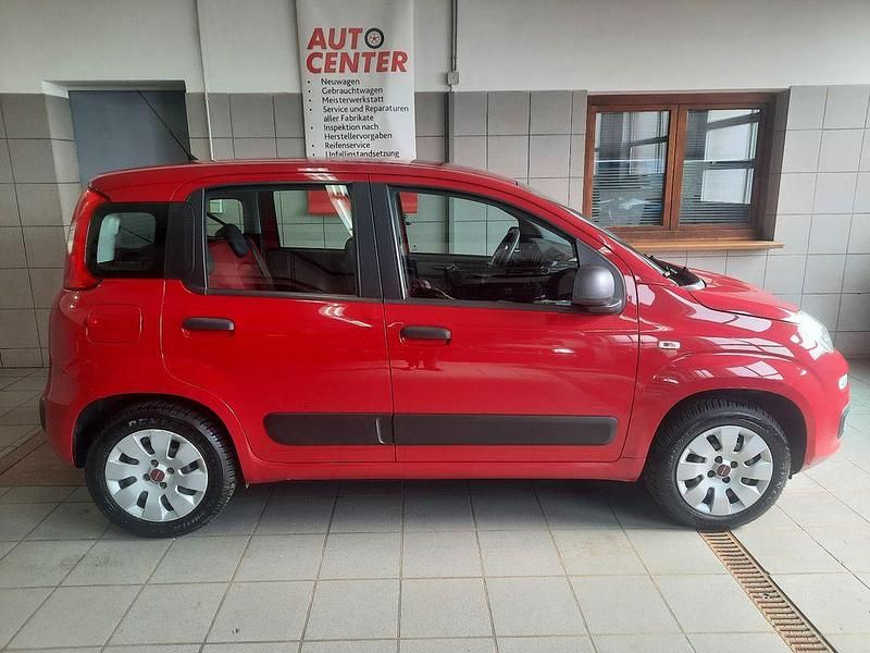 Gebraucht Fiat Panda Pop 69 PS (50 kW) 2012 Rot Kleinwagen