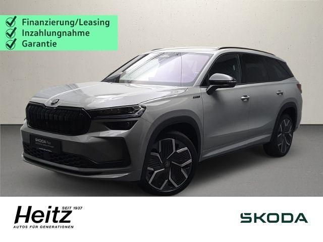 Steelgrau Neu 2025 Skoda Kodiaq SportLine SUV | 62.474 € - Bild 1/4