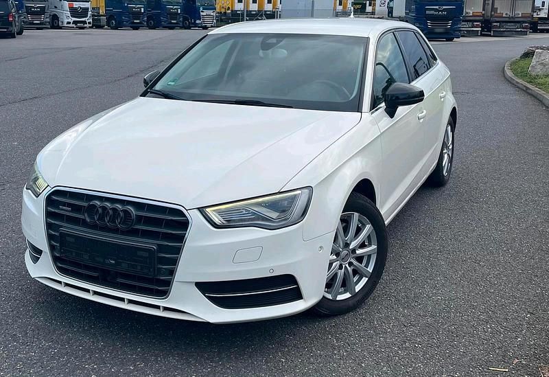 Gebraucht Audi A3 180 PS (132 kW) 2014 Weiß Coupé