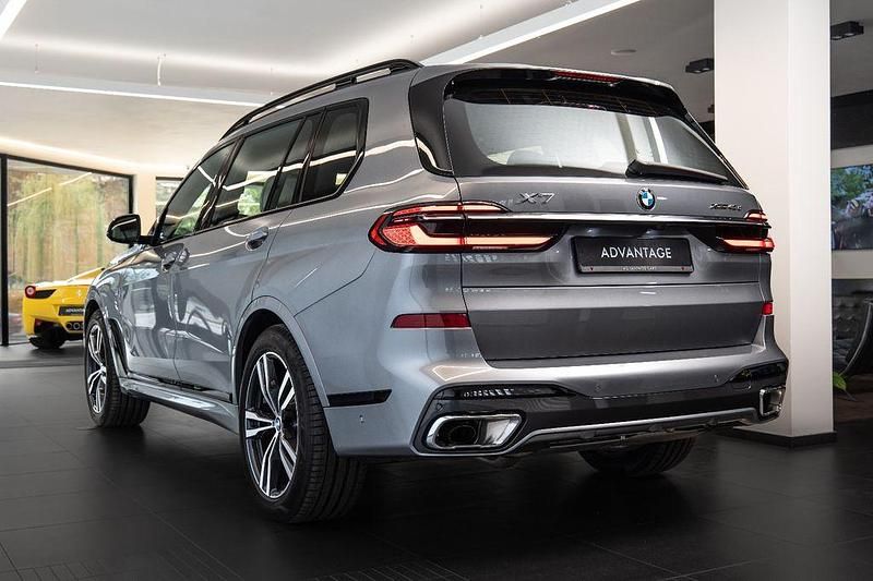 Gebraucht BMW X7 Exclusive 352 PS (258 kW) 2023 Grau SUV