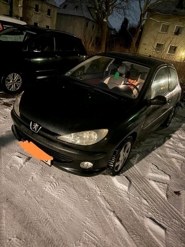 Gebraucht Peugeot 206 109 PS (80 kW) 2002 Schwarz Kleinwagen