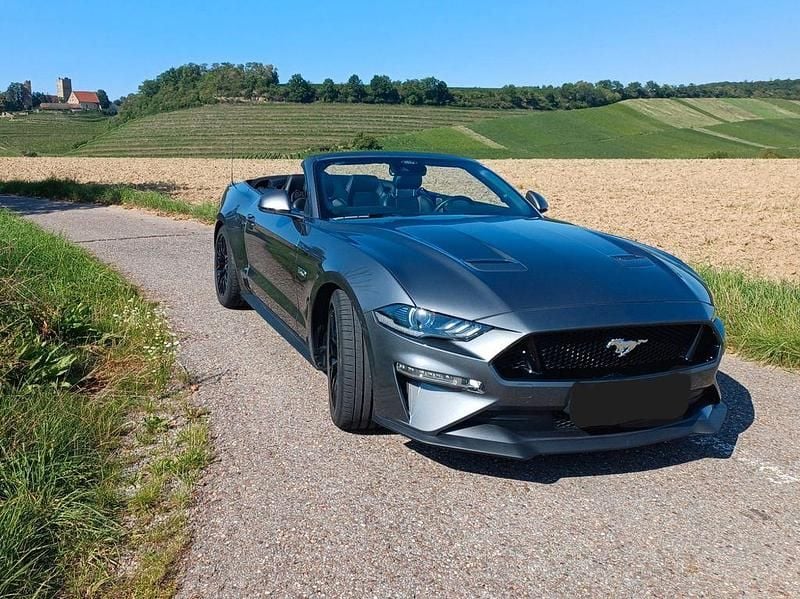 Grau Gebraucht 2023 Ford Mustang GT Cabrio | 47.900 € (Fairer Preis) - Bild 1/4