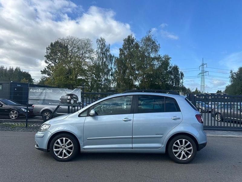 Gebraucht VW Golf VI 140 PS (102 kW) 2011 Blau Kleinwagen