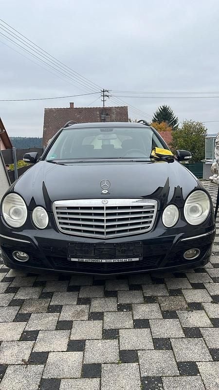 Gebraucht Mercedes E220 170 PS (125 kW) 2008 Schwarz Kombi