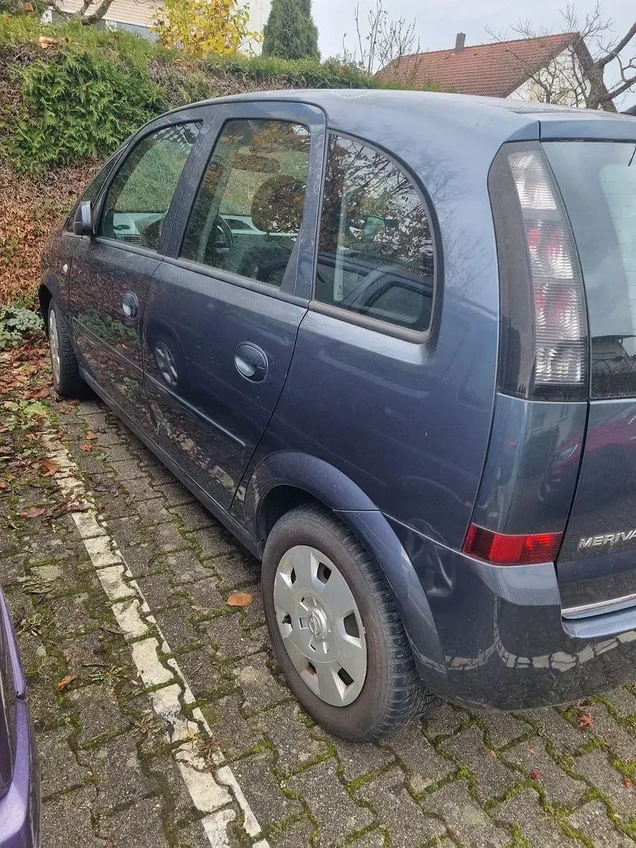 Second-hand Opel Meriva 90 CP (66 kW) 2006 Albastru Monovolum