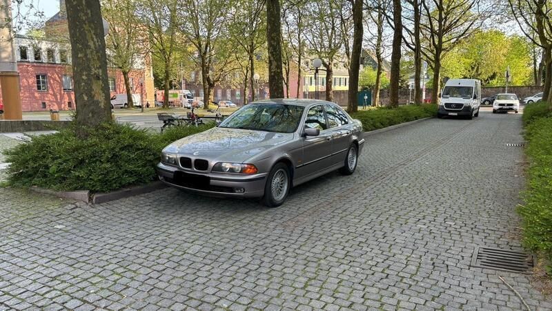 Andere außenfarben Gebraucht 1996 BMW 528 Limousine | 8.600 € (Etwas zu teuer) - Bild 1/4