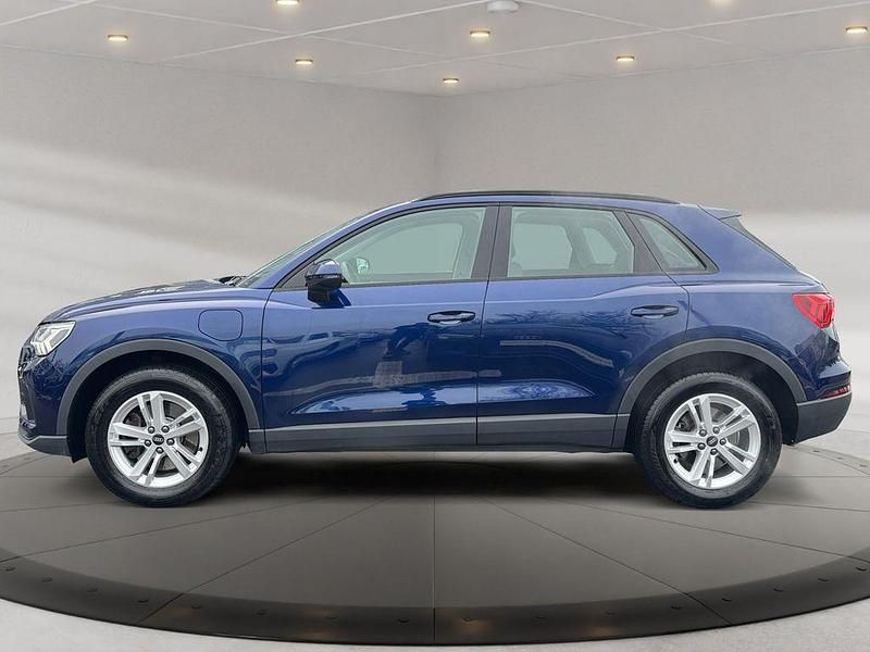 Gebraucht Audi Q3 Basis 245 PS (180 kW) 2022 Blau SUV