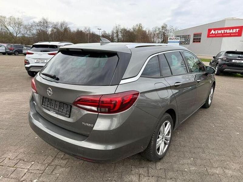 Gebraucht Opel Astra Dynamic 125 PS (91 kW) 2018 Quarz grau Kombi