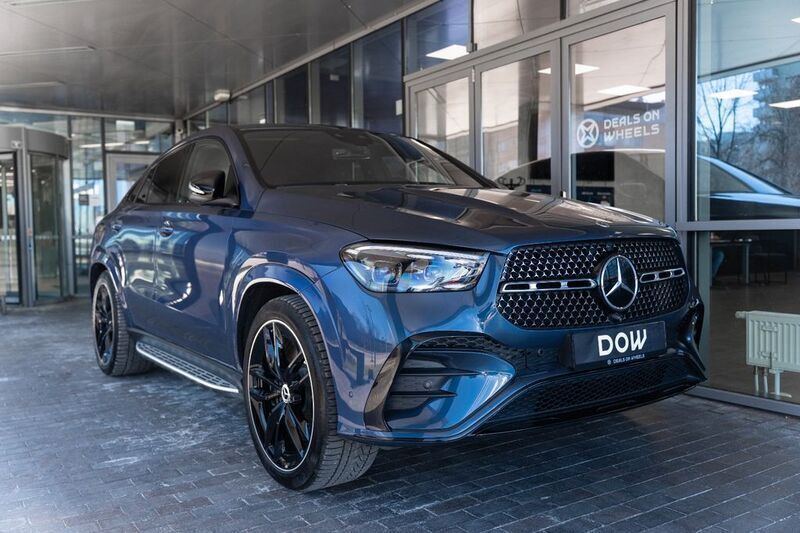 Blau Gebraucht 2024 Mercedes GLE400 Coupé | 94.900 € (Teuer) - Bild 1/4