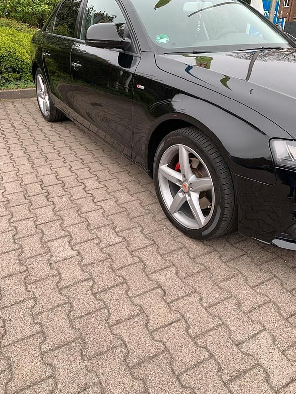 Używany Audi A4 160 KM (117 kW) 2008 Czarny Sedan/Limuzyna