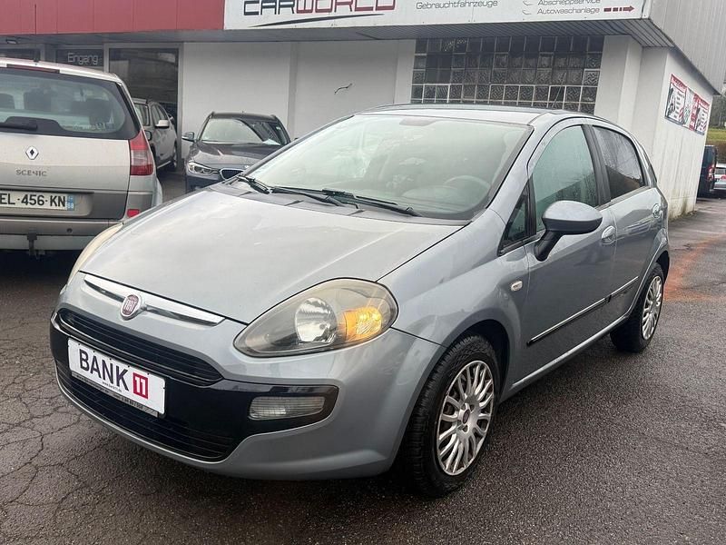 Gebraucht Fiat Punto Evo 77 PS (56 kW) 2011 Grigio impeccabile Kleinwagen