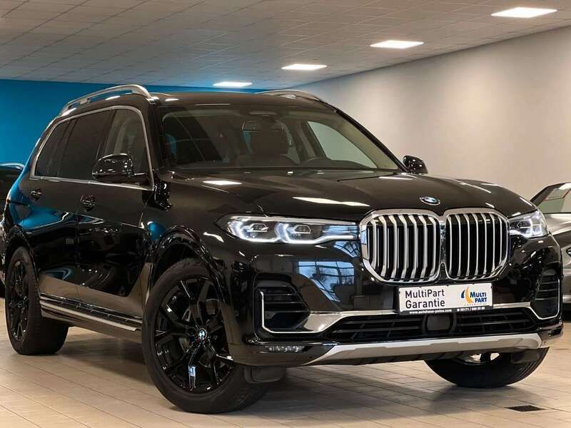 Black sapphire metallic Gebraucht 2020 BMW X7 SUV | 68.499 € (Fairer Preis) - Bild 1/4