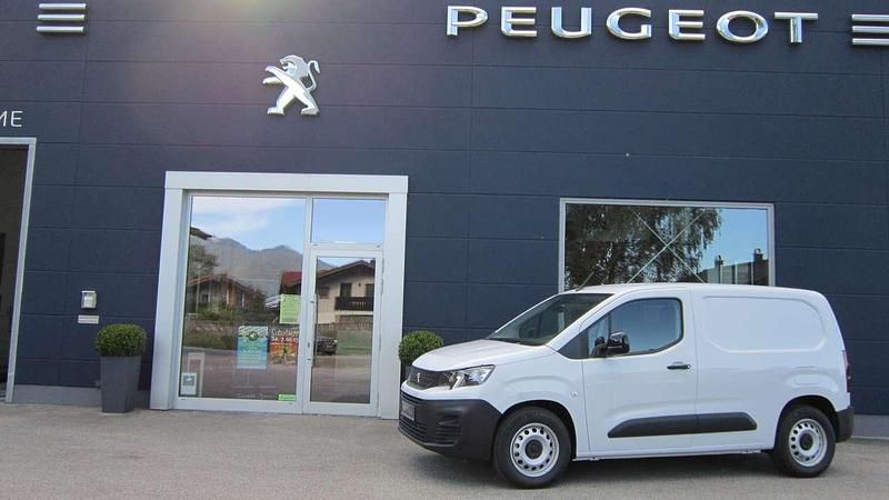 Weiß Gebraucht 2023 Peugeot E-Partner Van / Kleinbus | 30.000 € - Bild 1/4
