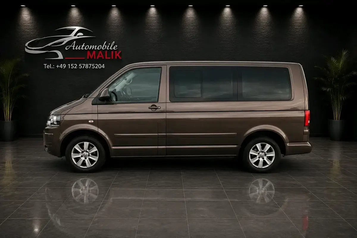 Gebraucht VW Caravelle 136 PS (100 kW) 2011 Braun Van