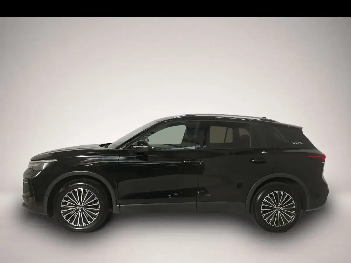 Gebraucht VW Tiguan Goal 150 PS (110 kW) 2025 Grenadillschwarz metallic SUV