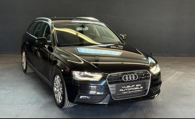 Gebraucht Audi A4 Attraction 177 PS (130 kW) 2013 Schwarz Kombi