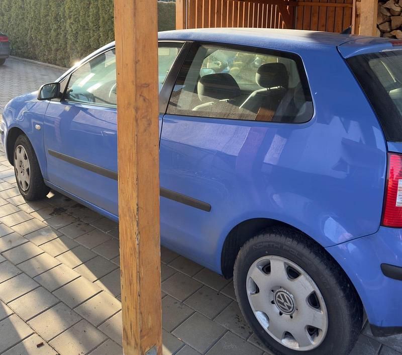 Gebraucht VW Polo 64 PS (47 kW) 2002 Blau Kleinwagen