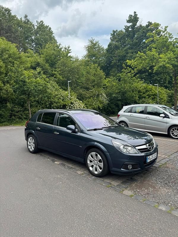 Blau Gebraucht 2008 Opel Signum Kombi | 2.200 € (Fairer Preis) - Bild 1/4