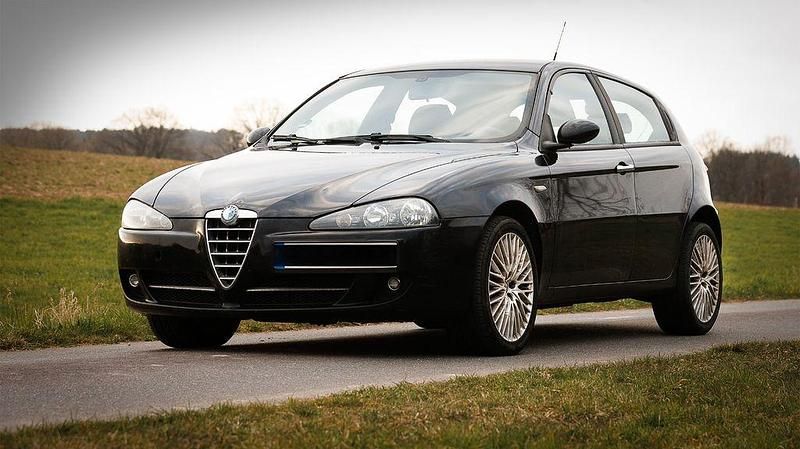 Gebraucht Alfa Romeo 147 105 PS (77 kW) 2009 Schwarz Kleinwagen