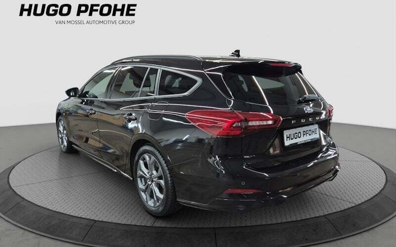 Gebraucht Ford Focus ST-Line 155 PS (114 kW) 2023 Agate black metallic Kombi