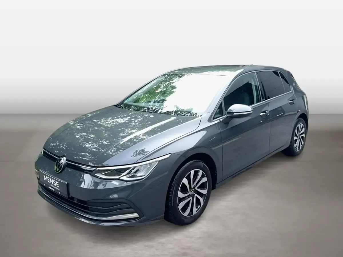 Gebraucht VW Golf VIII Active 131 PS (96 kW) 2022 Uranograu Limousine