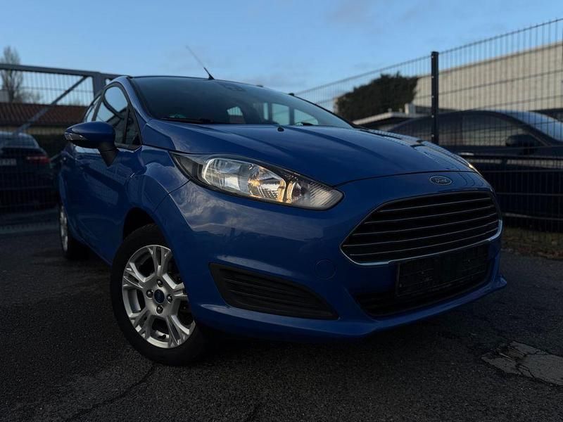 Gebraucht Ford Fiesta SYNC Edition 80 PS (58 kW) 2013 Blau Kleinwagen