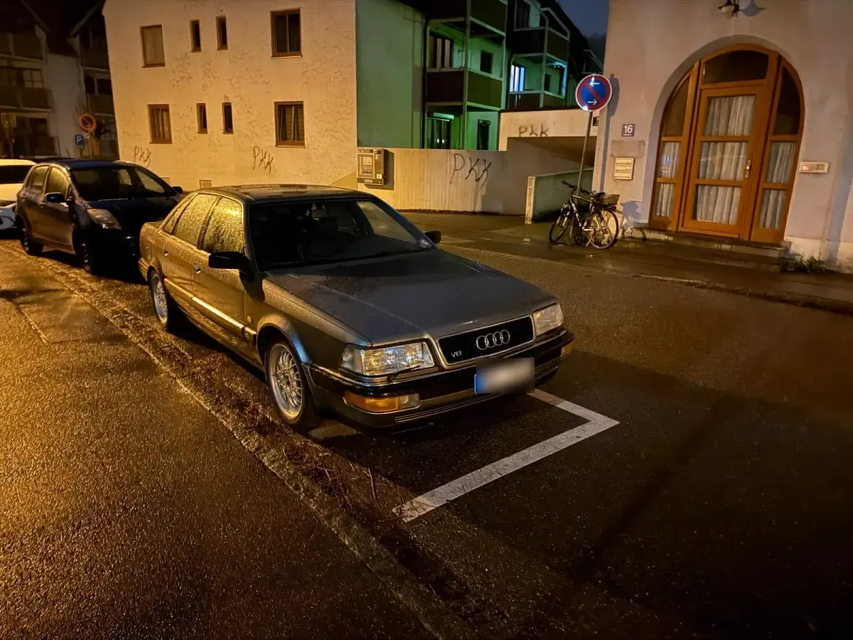 Gebraucht Audi V8 250 PS (183 kW) 1990 Grau Limousine