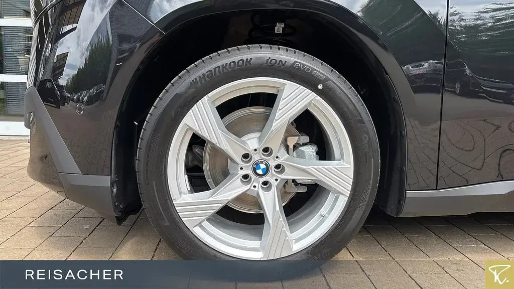 Gebraucht BMW iX3 344 kW (469 PS) 2026 Schwarz SUV