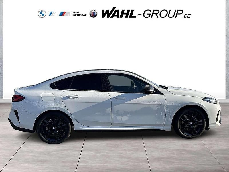 Gebraucht BMW 220 M Sport 170 PS (125 kW) 2025 Weiß Coupé