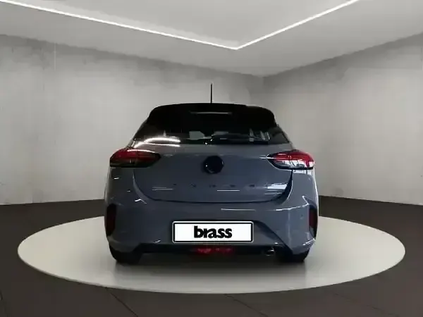 Gebraucht Opel Corsa 101 PS (74 kW) 2025 Grafik grau (uni) Kleinwagen