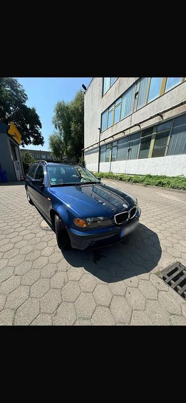 Gebraucht BMW 316 116 PS (85 kW) 2004 Blau Kombi