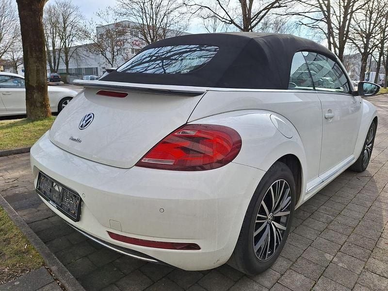 Gebraucht VW Beetle Cabriolet Allstar 105 PS (77 kW) 2016 Weiß Cabrio