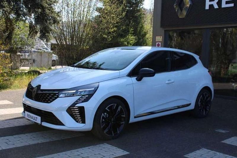 Neu Renault Clio V Techno 91 PS (66 kW) 2025 Arktisweiß Limousine