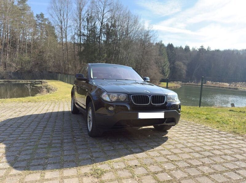 Schwarz Gebraucht 2009 BMW X3 SUV | 6.300 € (Superpreis) - Bild 1/4