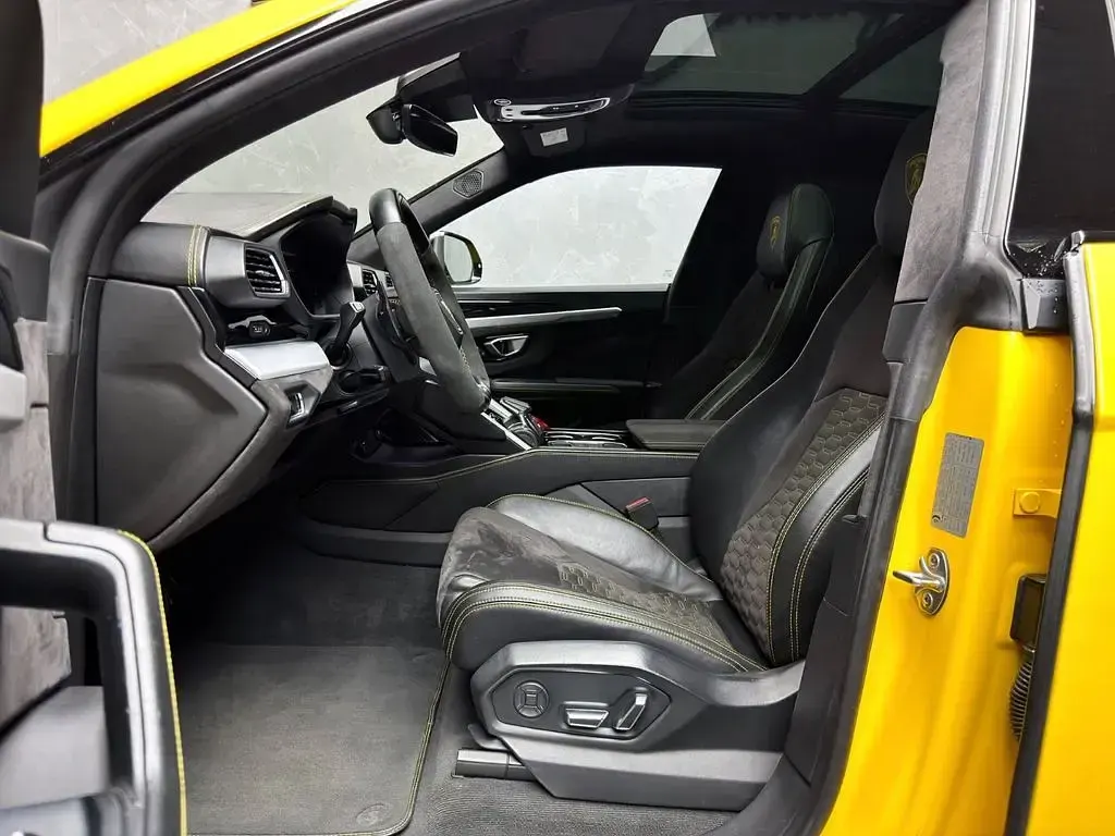 Usata Lamborghini Urus 650 CV (478 kW) 2018 Giallo SUV