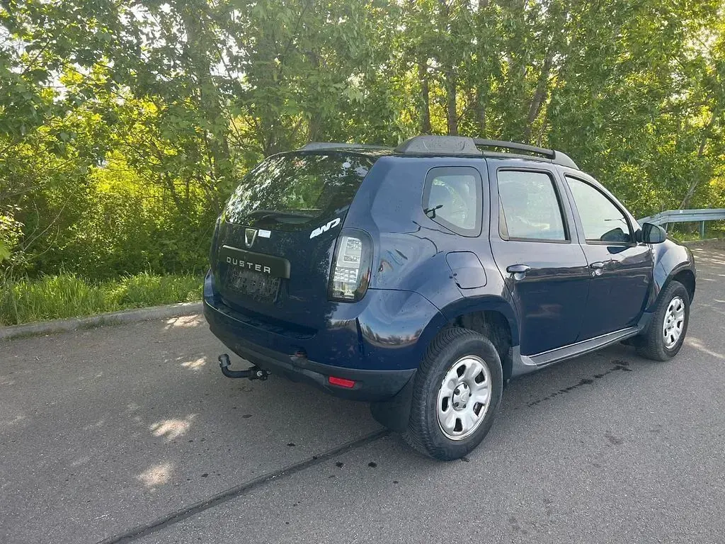 Używany Dacia Duster 105 KM (77 kW) 2012 Niebieski SUV